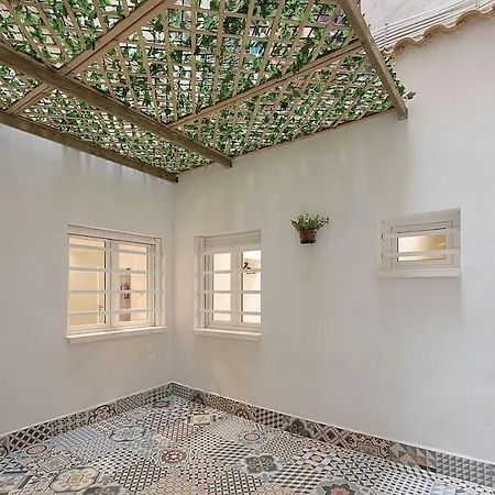 Hostal Beach ゲストハウス 3*