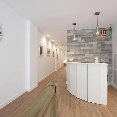 Hostal Beach 게스트하우스 3*