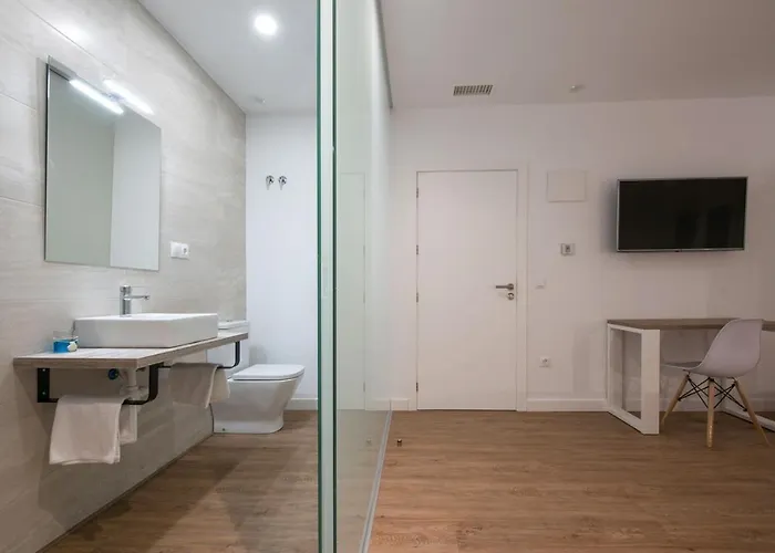 Pensionat Hostal Beach 3*