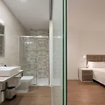 Hostal Beach 招待所