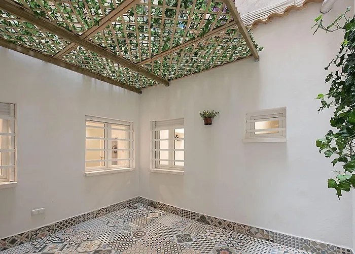 Hostal Beach Vendégház 3*